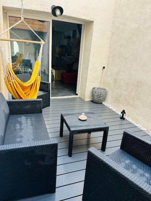 Appartement En Petite Camargue Saint-Laurent-dʼAigouze Zewnętrze zdjęcie
