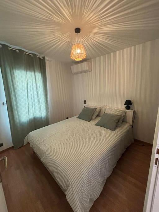 Appartement En Petite Camargue Saint-Laurent-dʼAigouze Zewnętrze zdjęcie